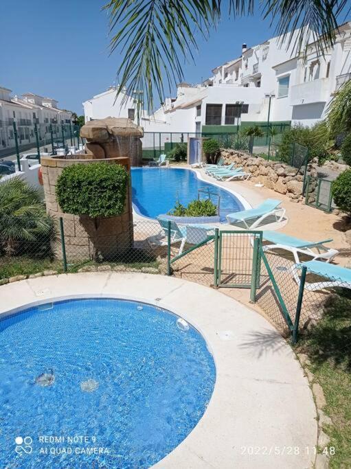 Agradable Adosado Con Piscina Villa Vejer de la Frontera Kültér fotó